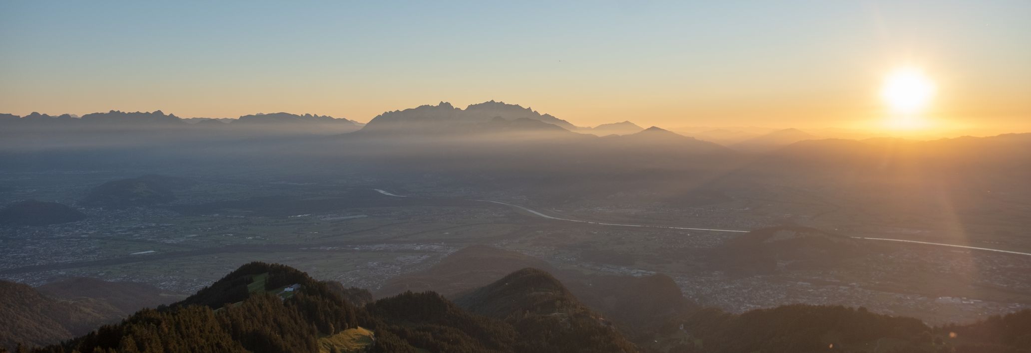 LandStadt Sonnenaufgang LandStadt Sonnenaufgang